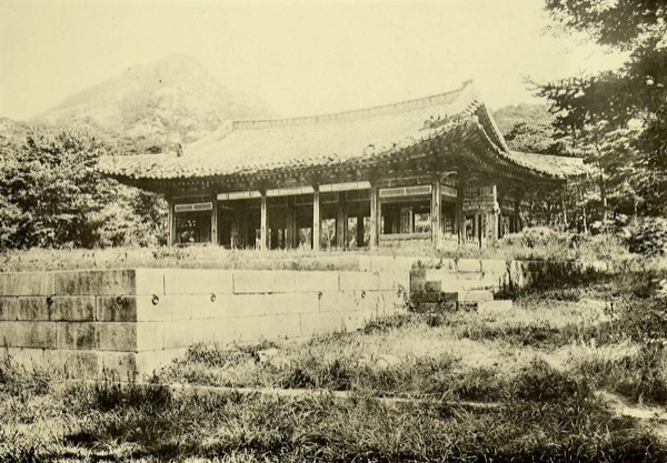 조선고적도보 10권 (궁궐_경복궁 융문당 전면)